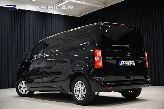 Toyota Proace Verso 3 of 5