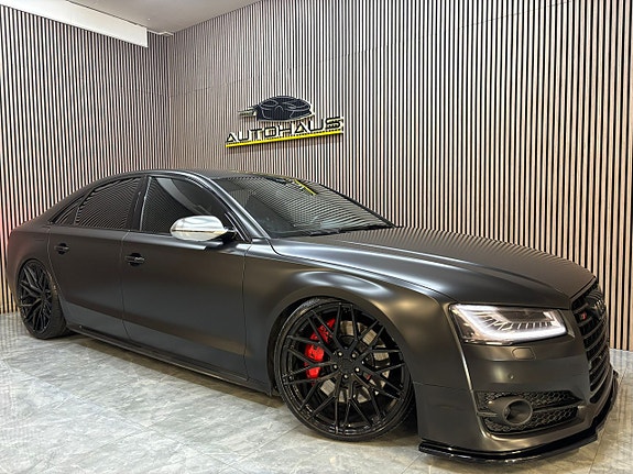 Audi S8