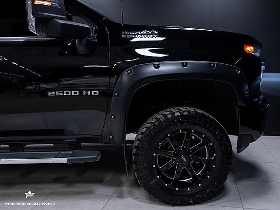 Chevrolet Silverado 2500 8 of 29
