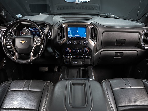 Chevrolet Silverado 2500 14 of 29