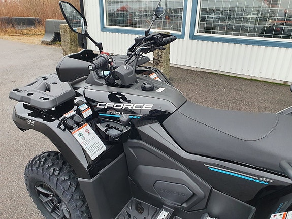 CFMOTO Cforce 520 lång. Traktorreggad 2 of 9