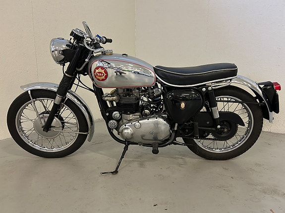 BSA Super Rocket 6 of 11