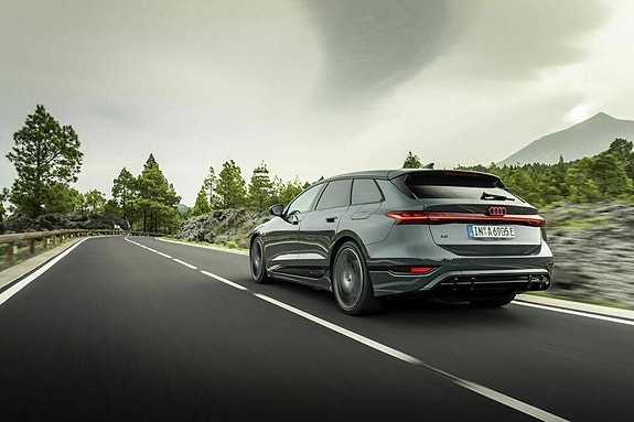 Audi A6 e-tron 7 of 11