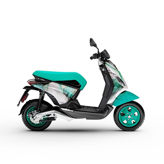 Piaggio 1 Feng Chen Wang /OUTLET!/Beställningsvara