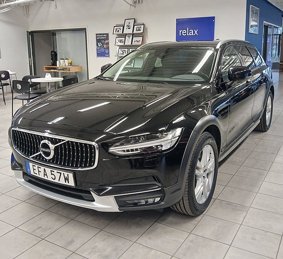 Volvo V90 Cross Country