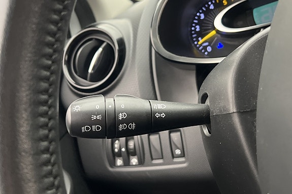 Renault Clio 20 of 26