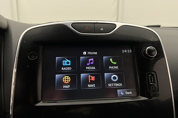 Renault Clio 24 of 26