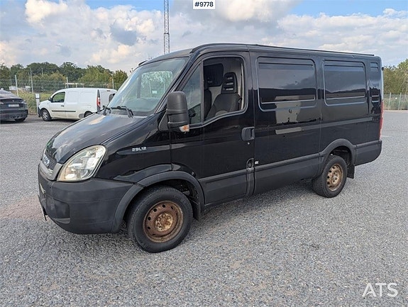 Skåpbil Iveco Daily 29L12A V-300 (69,000:- ex moms)