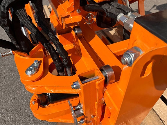 DELEKS® DRS-1000T Grävaggregat för kompakttraktor 12 of 12
