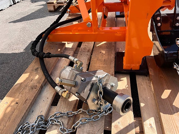 DELEKS® DRS-1000T Grävaggregat för kompakttraktor 9 of 12