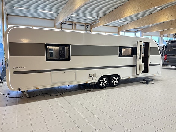 Adria ALPINA 753 HT (ALDE+AC+Mover+Frontkök+Ugn+Micro) 3 of 30