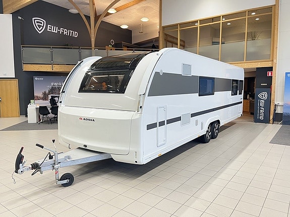 Adria ALPINA 753 HT (ALDE+AC+Mover+Frontkök+Ugn+Micro)