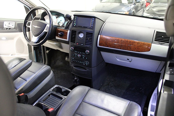 Chrysler Grand Voyager 8 of 19