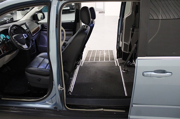 Chrysler Grand Voyager 12 of 19