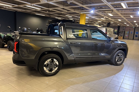 KGM Musso EV 3 of 5