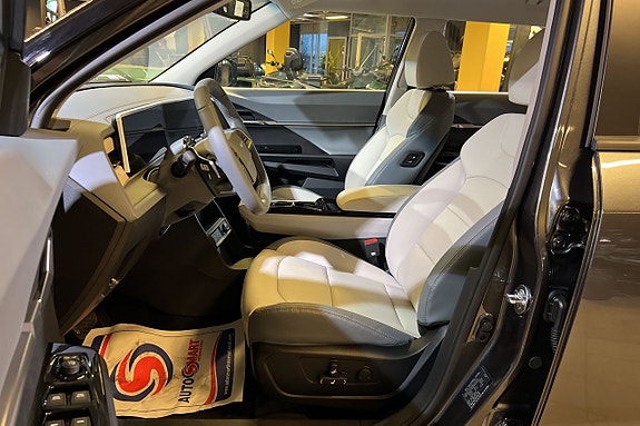 KGM Musso EV 9 of 16