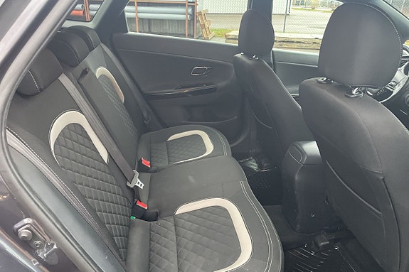 Kia Ceed 17 of 17