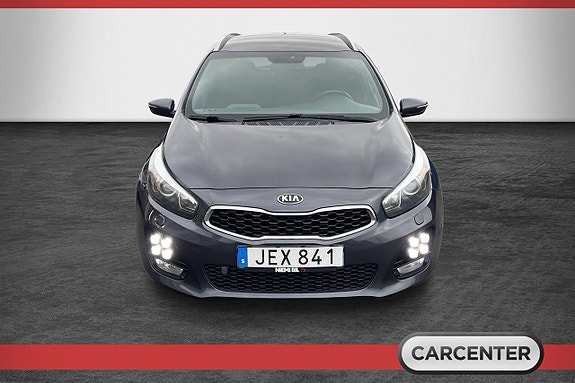 Kia Ceed 2 of 17