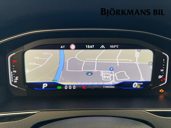 Volkswagen Passat Alltrack 16 of 16