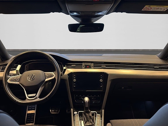 Volkswagen Passat Alltrack 7 of 23