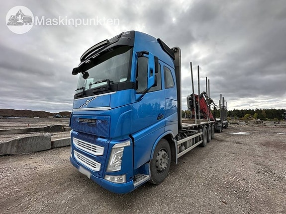 Volvo FH timmerbil med kran