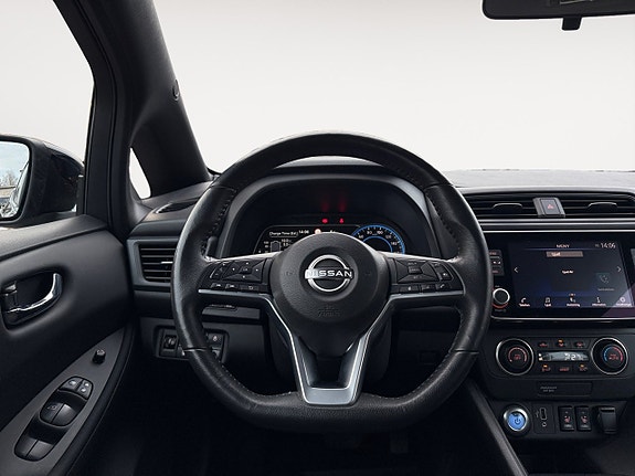 Nissan Leaf 15 of 17