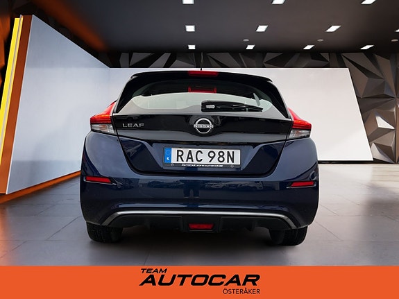 Nissan Leaf 6 of 17