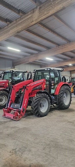 Massey Ferguson 5710
