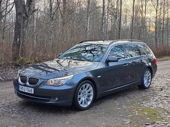 BMW 523i