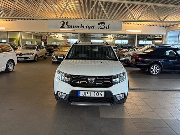 Dacia Logan 2 of 5