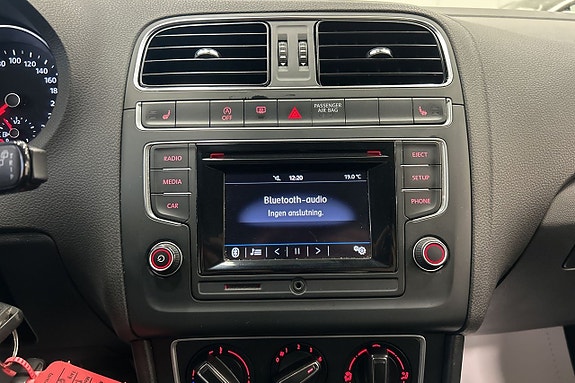 Volkswagen Polo 14 of 20