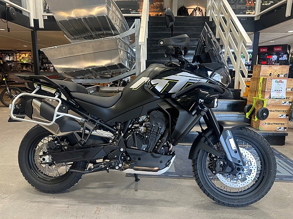 CFMOTO 800 MT EXPLORE BOKA NU! 5Års Garanti 2026!