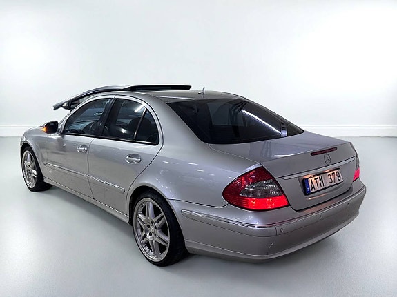Mercedes-Benz E280 6 of 16