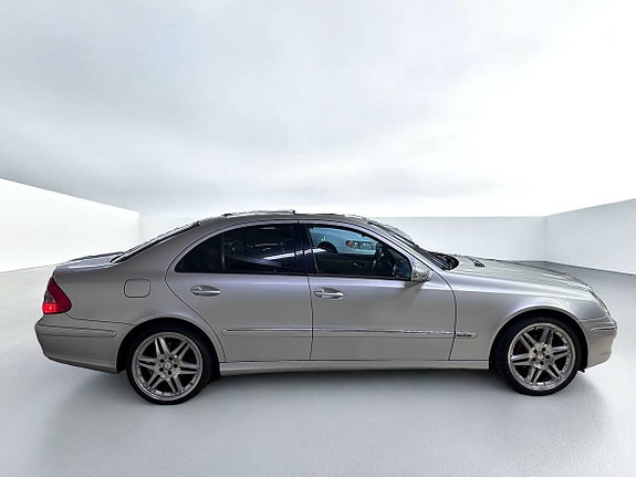Mercedes-Benz E280 7 of 16