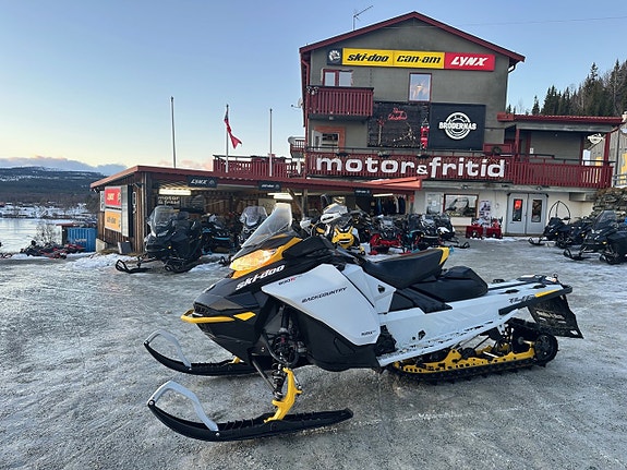 Ski-doo Backcountry 600R E-Tec 146" -23 *122mil
