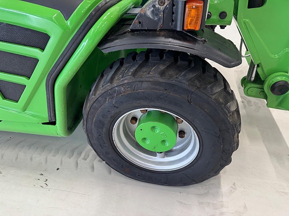 Merlo 27.6 21 of 23