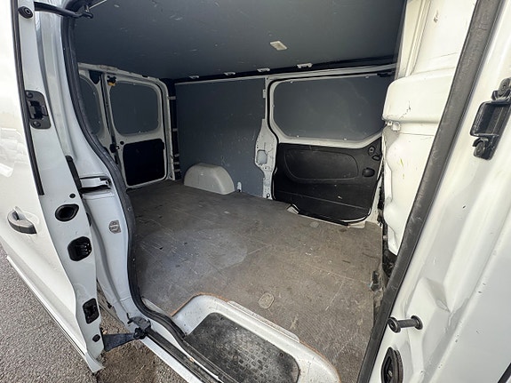 Opel Vivaro 4 of 5