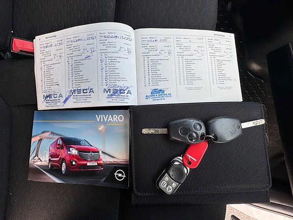 Opel Vivaro 18 of 19