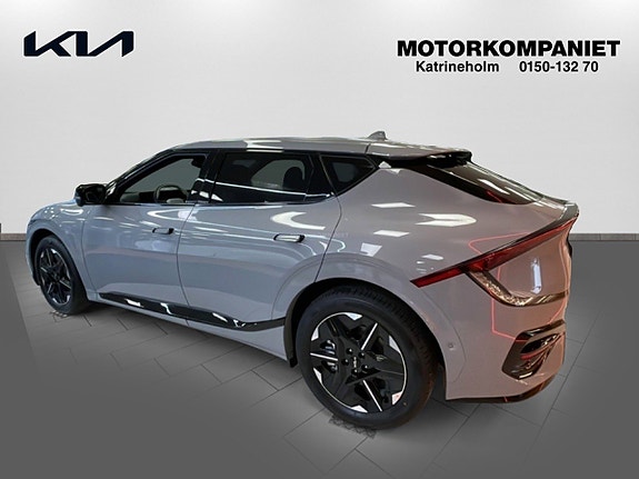 Kia EV6 6 of 17