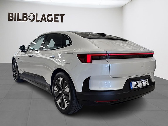 Polestar 4 3 of 5
