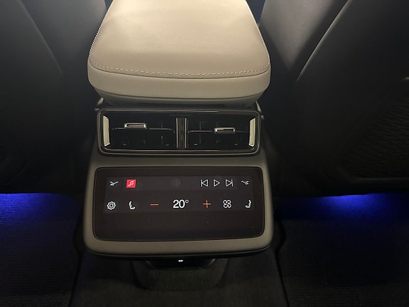 Polestar 4 10 of 13