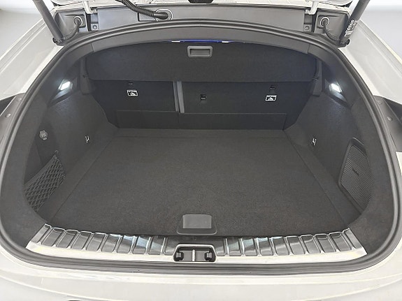 Polestar 4 12 of 13