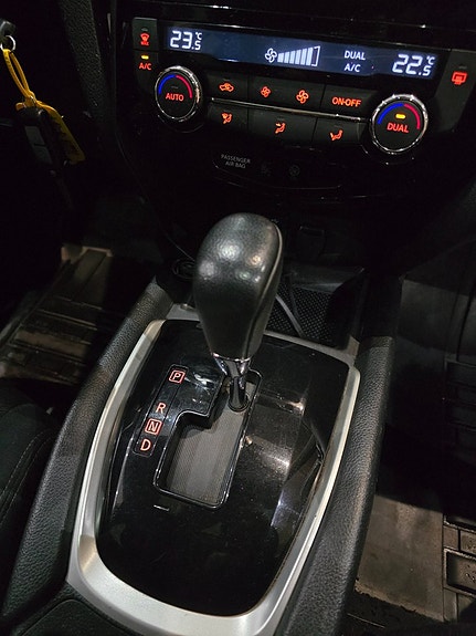 Nissan X-Trail 11 of 14