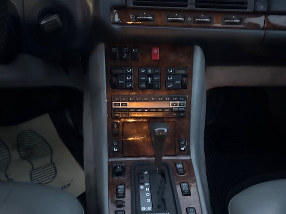 Mercedes-Benz 500 SEL 10 of 22