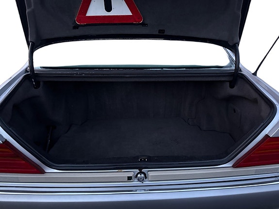 Mercedes-Benz 500 SEL 12 of 21