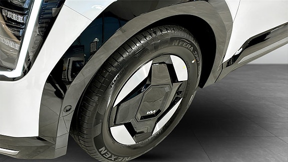 Kia EV9 9 of 12