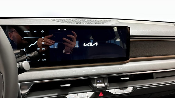 Kia EV9 12 of 12