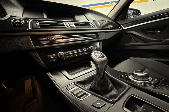 BMW 520d 16 of 20