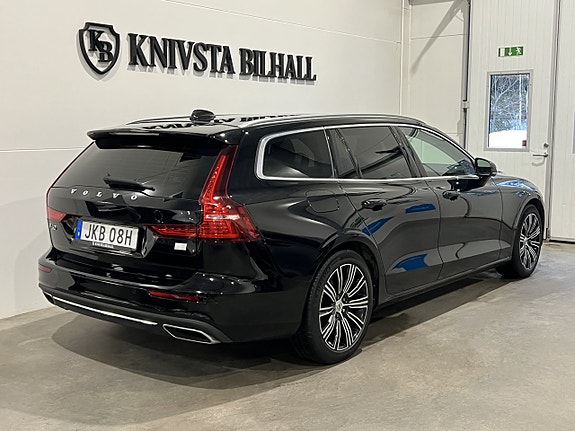 Volvo V60 4 of 27