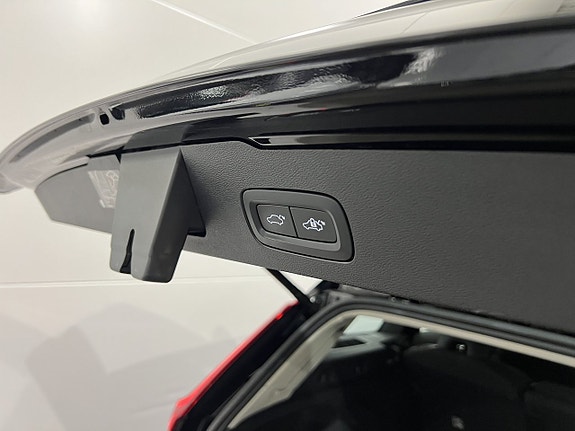 Volvo V60 12 of 27
